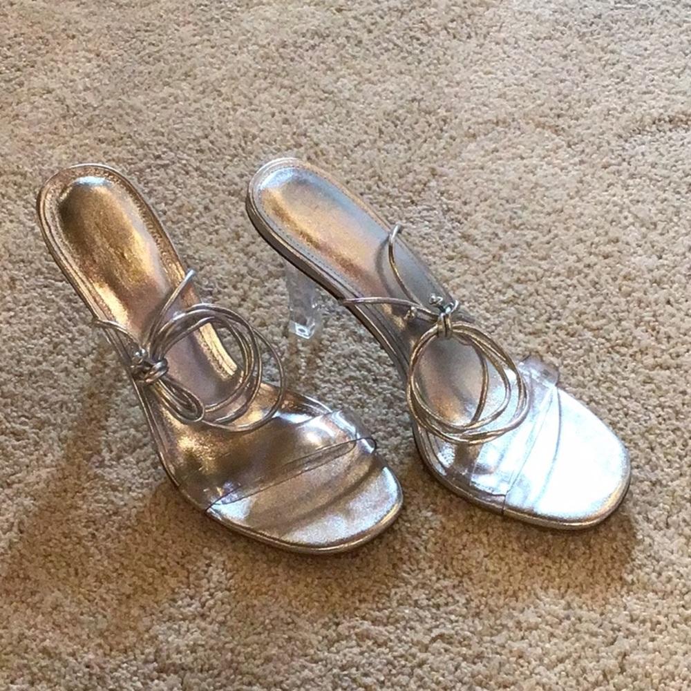 Larroude Gloria Sandal (New with box)